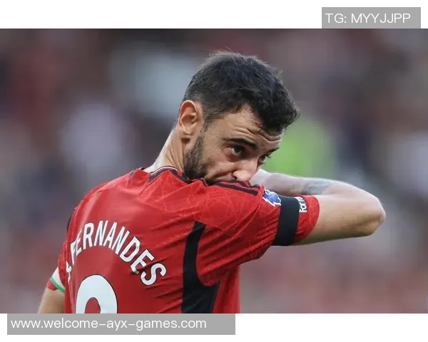 B费休息期间亲临训练基地现场观摩替补球员训练情况 B费休息期间亲临训练基地现场观摩替补球员训练情况