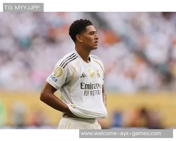 贝林厄姆荣膺英格兰2425赛季最佳男足球员皇马官方祝贺他取得佳绩