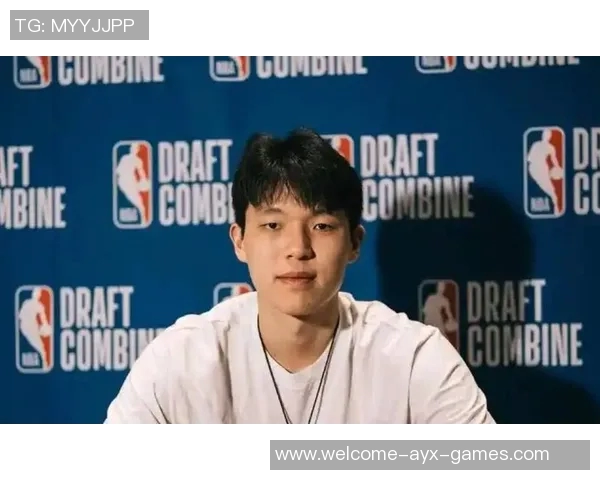 媒体人透露斯普利特重视杨瀚森将安排合适时机让其上场锻炼