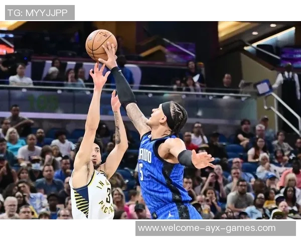 埃奇库姆表现低迷遭遇瓶颈14投仅中3三分球全失仅得7分4板4助