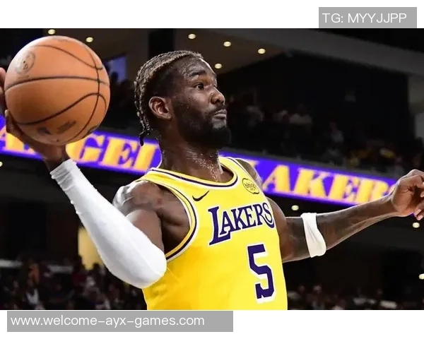 乖乖八村冲刺准备对决艾顿空中被拽后握手言和展现体育精神