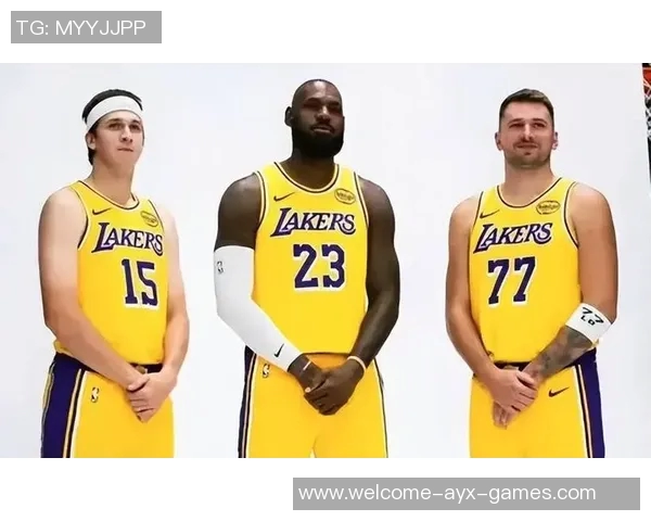 开拓者媒体人称里夫斯状态出色湖人队在东契奇与老詹归来后实力不容小觑 开拓者媒体人称里夫斯状态出色湖人队在东契奇与老詹归来后实力不容小觑